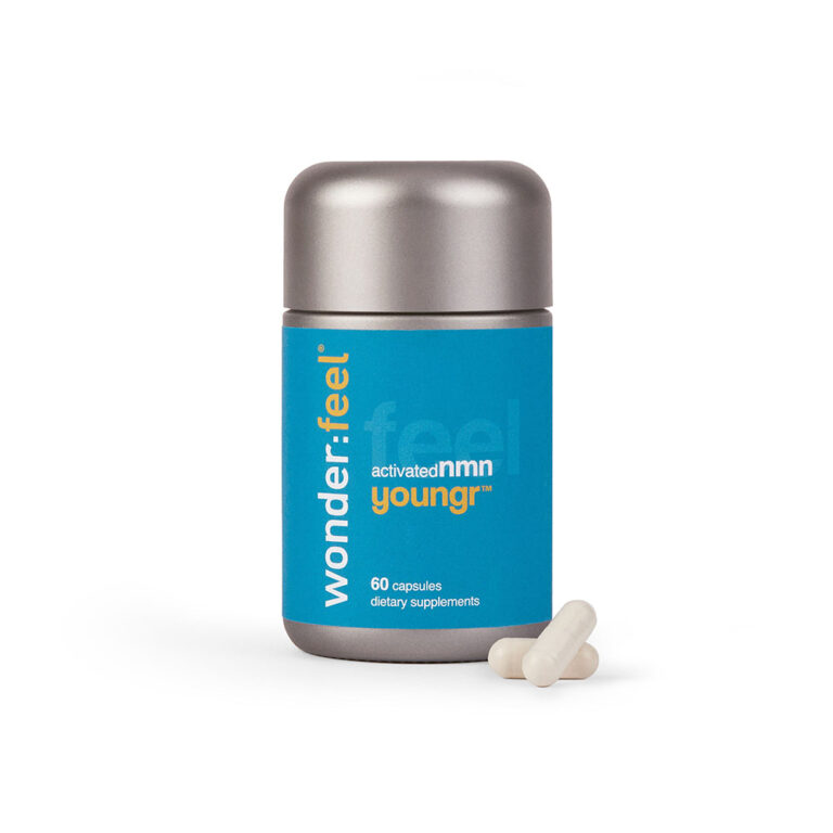 Wonderfeel NMN Youngr 900mg 60 count bottle showing two capsules next to it for size comparison. Capsules size 00